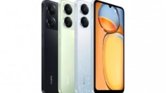 Duel HP 1 Jutaan Infinix Hot 30i VS Xiaomi Redmi 13C: Baterai Jumbo, Kamera 50 MP!