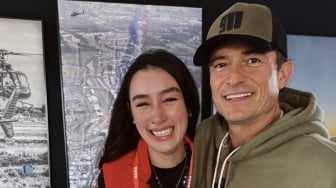 Ketemu dan Dipeluk Orlando Bloom, Natasha Ryder Banjir Air Mata