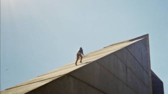 Memaknai Arti Cinta Sejati Lewat Lagu Daniel Caesar Bertajuk Best Part