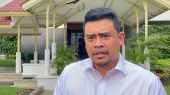 Teror Bom di Pesawat Haji Hingga Terpaksa Mendarat di Kualanamu, Gubernur Bobby: Kita Buat Posko