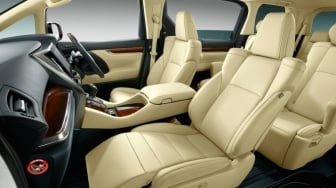 5 Rekomendasi Mobil 7 Seater Mirip Alphard: Nyaman, Kabin Luas, Muat untuk Sekeluarga