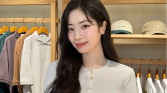 4 Ide OOTD Sweet Look ala Dahyun TWICE, Cocok Buat yang Suka Gaya Girly!