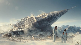 Review Film Moonfall: CGI Mengesankan tapi Naskah Mengecewakan
