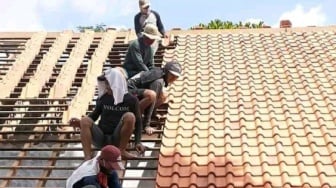 8 Rekomendasi Merek Genteng Tahan Lama, Kualitas Awet dan Harga Terjangkau