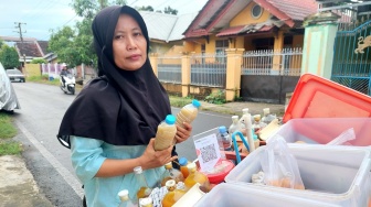Ekonomi Digital Tak Lagi Elit, Ibu Jamu Kini Melek QRIS