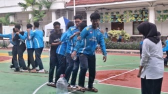Lestarikan Permainan Kuno! SMA Negeri 1 Purwakarta Gelar Krida Saka Budaya
