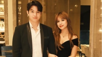 Tampai Menawan Pakai Adat Jawa, Brisia Jodie dan Jonathan Alden Resmi Lamaran