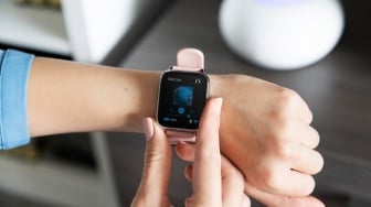 5 Pilihan Smartwatch Terbaik di Bawah Rp500 Ribu: Monitor Kesehatan, Layar Besar, Tahan Air!