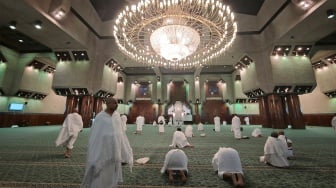Musim Umrah Dimulai, Jemaah Umrah Penuhi Masjid Aisyah