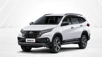 5 Rekomendasi Mobil SUV Terbaik 2025: Tangguh, Stylish, dan Nyaman untuk Keluarga