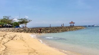 Pantai Samuh, Wisata Gratis dengan Panorama Menawan di Nusa Dua Bali
