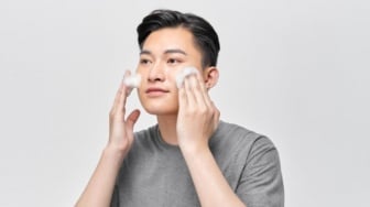 Urutan Basic Skincare untuk Pria yang Benar agar Kulit Makin Bersih dan Sehat
