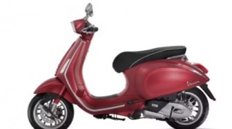 Skutik Retro Rasa Mewah! Vespa Sprint 2025 Siap Menarik Perhatian Jalanan