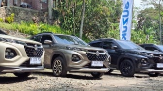 Varian Tertinggi Suzuki Fronx Sukses Pikat Keluarga Muda