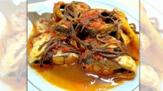 Sepiring Bau Peapi, Ibu, dan Kenangan Hangat di Benak