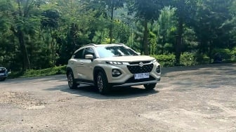 Aksesori Resmi Suzuki Fronx Tersedia di GIIAS 2025 dengan Harga Spesial