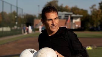 Gerald Vanenburg Respons Pelatih Vietnam Soal Piala AFF U-23 2025: Saya Tak Peduli!
