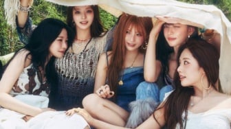 Quintet! fromis_9 Comeback Perdana di Agensi Baru Lewat Album From Our 20's