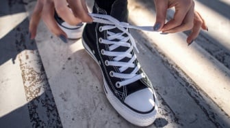 5 Rekomendasi Sneakers Murah dan Original, Buatan Lokal Selera Global