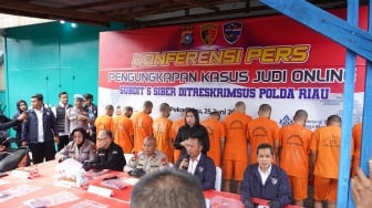 Raup Cuan Rp3,6 Miliar, Operator hingga Bos Besar Sindikat Judol Higgs Domino Tertangkap!