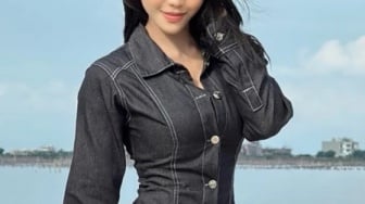 5 Ide OOTD Kemeja Wispie dan Celana Cutbray yang Bikin Kamu Jadi Pusat Perhatian