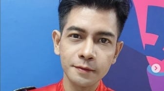 Kabar Terkini Veri AFI dengan Mata Kiri Diperban, Sakit Apa?