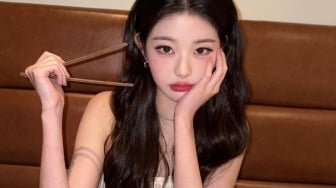 Modis dan Nyaman, Ini 4 Ide Daily Look ala Wonyoung IVE yang Memesona