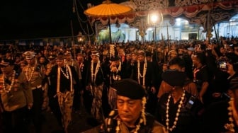 Malam 1 Suro Jumat Kliwon 2025: Tabrakan Dua Malam Sakral, Apa yang Harus Dihindari?