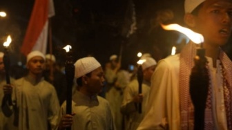1 Muharram: Asal Usul, Keutamaan dan Tradisi Pawai Obor yang Sarat Makna