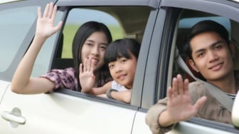 3 Rekomendasi Mobil Bekas Keluarga Kursi 3 Baris di Bawah Rp100 Juta, Juara Paling Irit!