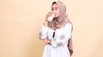 Benarkah Warga Sumsel Minum Susu di 1 Muharram? Ini Makna dan Doa Mujarabnya