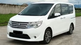 4 Mobil Bekas Murah Tapi Mewah Seperti Alphard, Cocok Buat Keluarga dan Jalan Jauh!