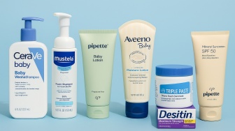 7 Skincare Bayi Baru Lahir yang Aman dan Teruji, Wajib Tahu Bunda!