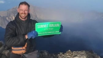 Nyaris Tewas di Rinjani: Kisah Ajaib Warga Irlandia Selamat dari Jurang 200 Meter!