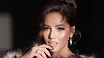 5 Artis Indonesia Dipacari dan Dinikahi Brondong, Terbaru Olla Ramlan