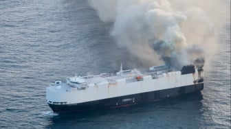 Kapal Pembawa Mobil Listrik China yang Terbakar Akhirnya Tenggelam, Nama Chery dan GWM Disebut-sebut