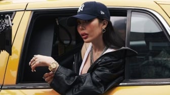 Jessi Sindir Awak Media Lewat Lagu Comeback Terbaru Bertajuk Newsflash