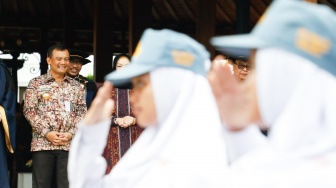 Jangan Sampai Putus Sekolah! Pemprov Jateng Kucurkan Beasiswa Rp2,2 Miliar