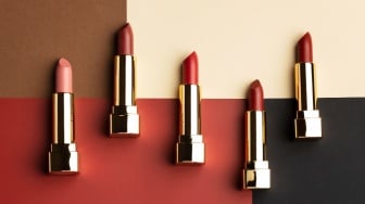 7 Rekomendasi Warna Lipstik untuk Kulit Sawo Matang agar Tidak Terlihat Pucat