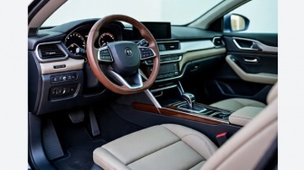 5 Mobil Bekas dengan Interior Termewah 2025, Nomor 1 Bikin Serasa Sultan