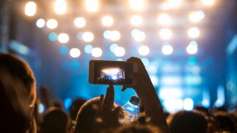 4 HP Kamera Zoom Terbaik untuk Nonton Konser Mulai Rp3 Juta, Hasil Jepretan Bikin Iri