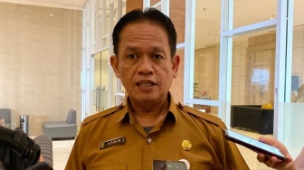 Langgar Putusan Inkrah, Kepala SMAN 10 Dicopot dari Jabatan