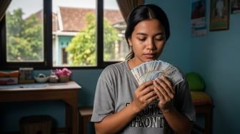 DANA Kaget Kembali Tebar Rezeki Jelang Hari Kerja Besok, Klaim Sekarang!
