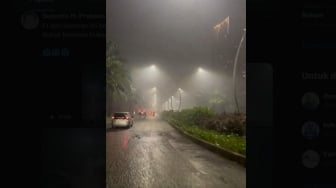 Bekasi Jadi 'Swiss' dan Berkabut, Nikmat Dingin atau Ancaman Tersembunyi?