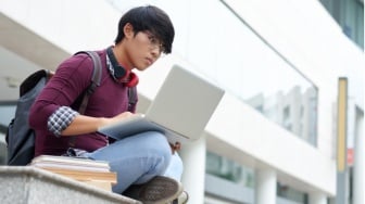 12 Rekomendasi Laptop untuk Mahasiswa 2025, Mulai Rp 2 Jutaan, Performa Stabil & Bobot Ringan