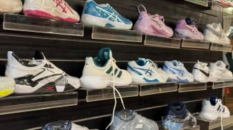 Kenapa Sore Hari Waktu Paling Tepat Beli Sepatu untuk Anak Mau Masuk Sekolah?