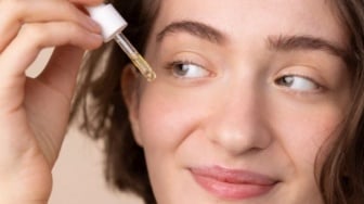 4 Serum Kandungan Glycolic Acid untuk Eksfoliasi tanpa Bikin Kulit Kering