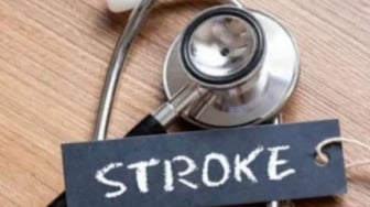 Daftar 6 Kebiasaan Buruk Setelah Jam 5 Sore Pemicu Stroke, Hentikan Segera!