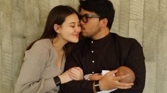 Ashanty Sebut Wajah Anak Aaliyah Massaid Mirip Adjie Massaid