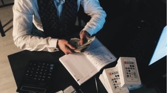 Meneropong Tantangan dan Solusi Literasi Perpajakan bagi Freelancer Digital